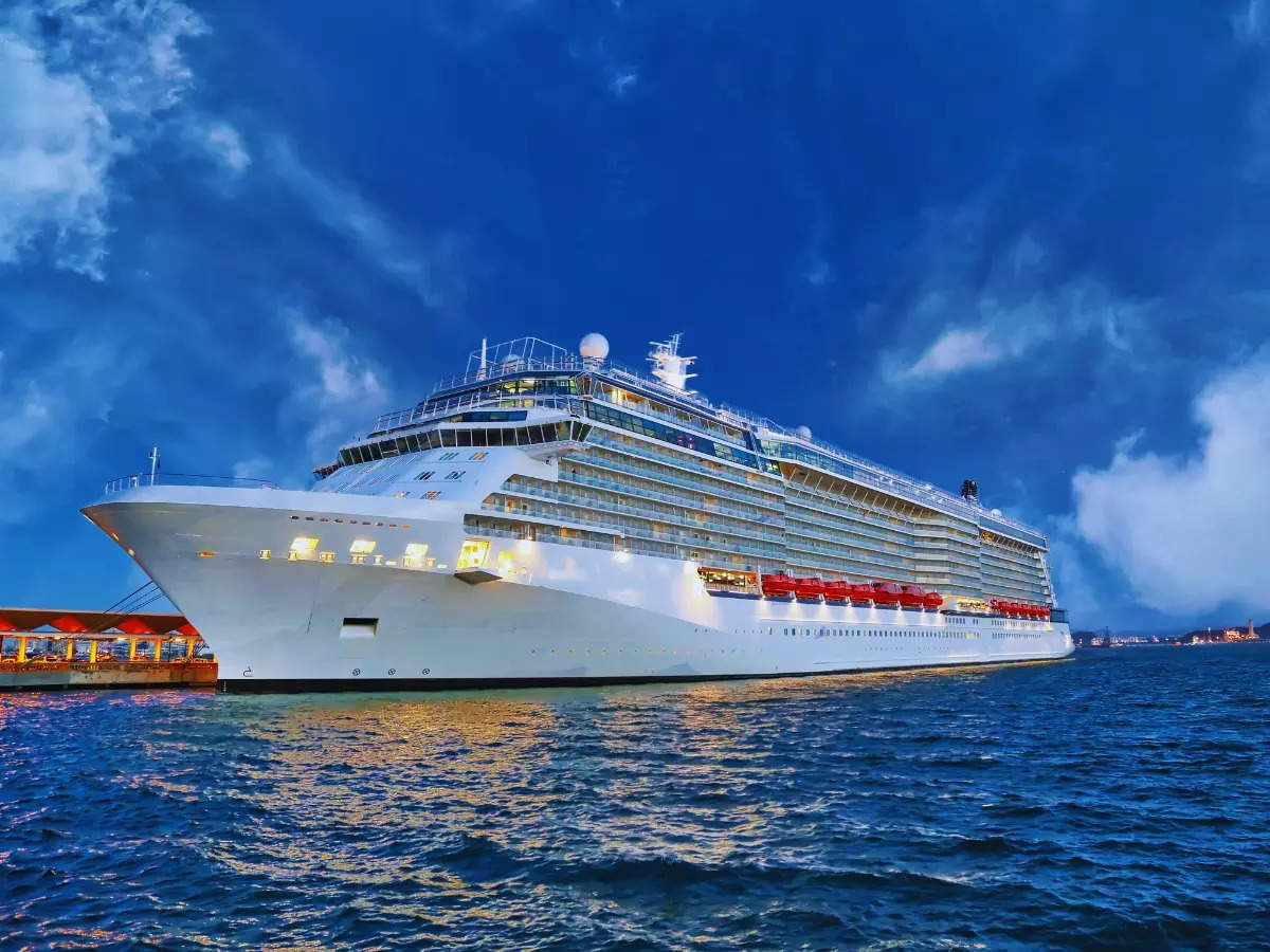 Cruise vacations: Things and tips you should know before you set sail