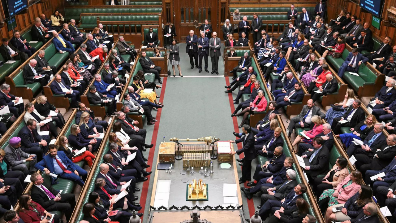 UK parliament dissolved ahead of general election