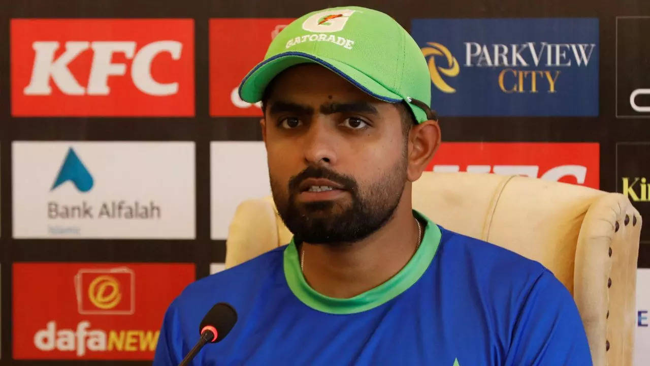 'Babar should bat at...': Malik wants change in Pak skipper's batting order