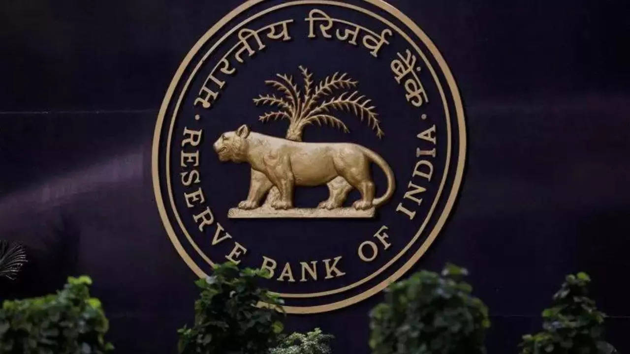 Dip in US bond yields helped RBI declare record payout