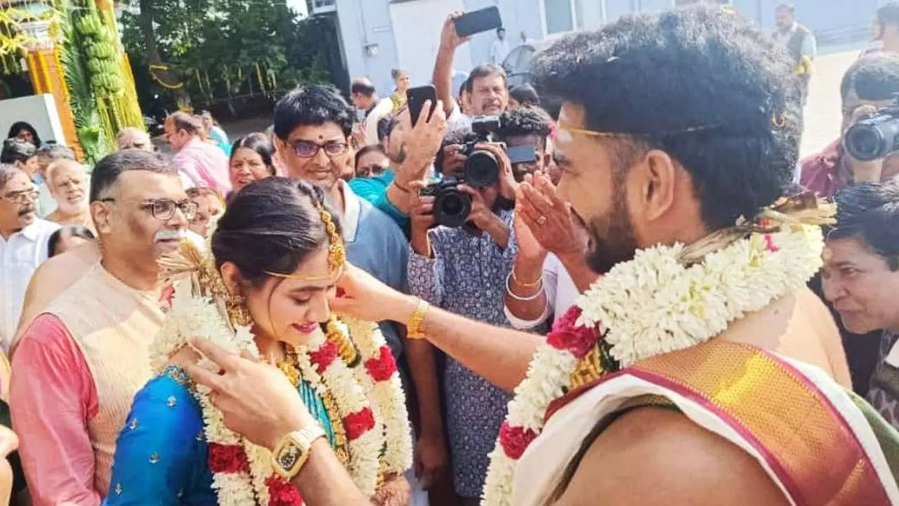 KKR star Venkatesh Iyer gets married days after IPL title triumph