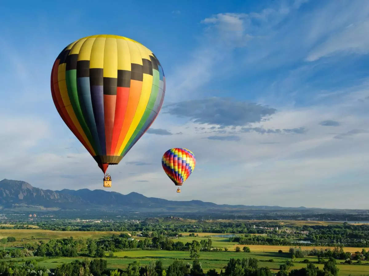 Soaring high: 5 exhilarating hot air balloon ride destinations in India