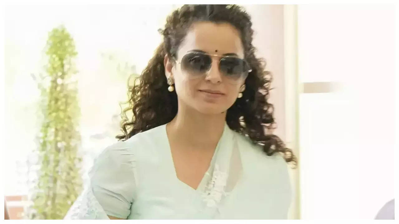 Kangana slams haters supporting CISF constable
