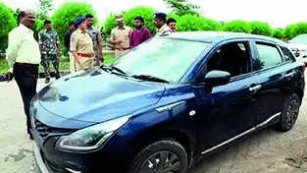 People resting in cars soft targets for robbers on Hyderabad-Vijayawada highway