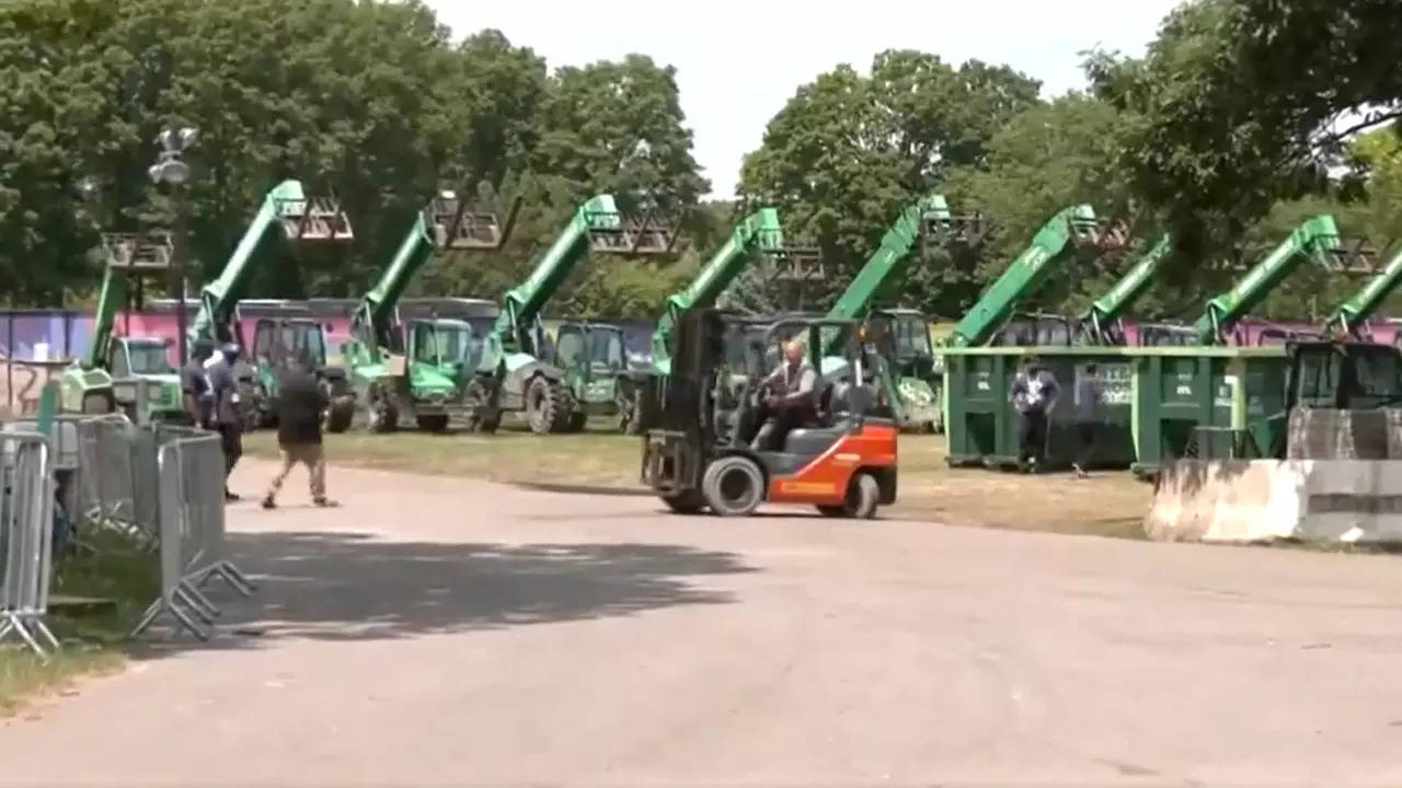 Watch: Bulldozers arrive to dismantle T20 WC stadium in NY