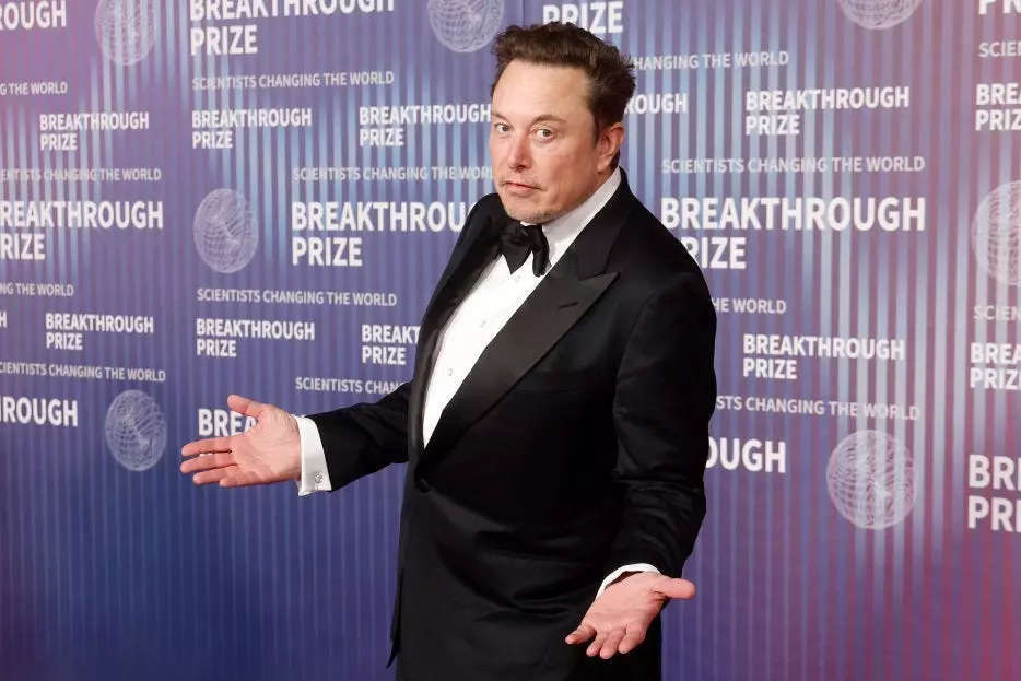 Tesla investors set to OK Musk's $56 billion pay package