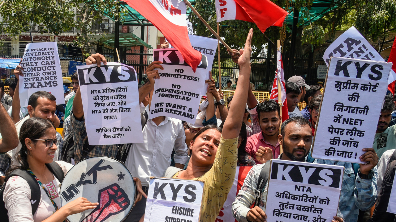 NEET-UG 2024: SC seeks response from Centre, NTA