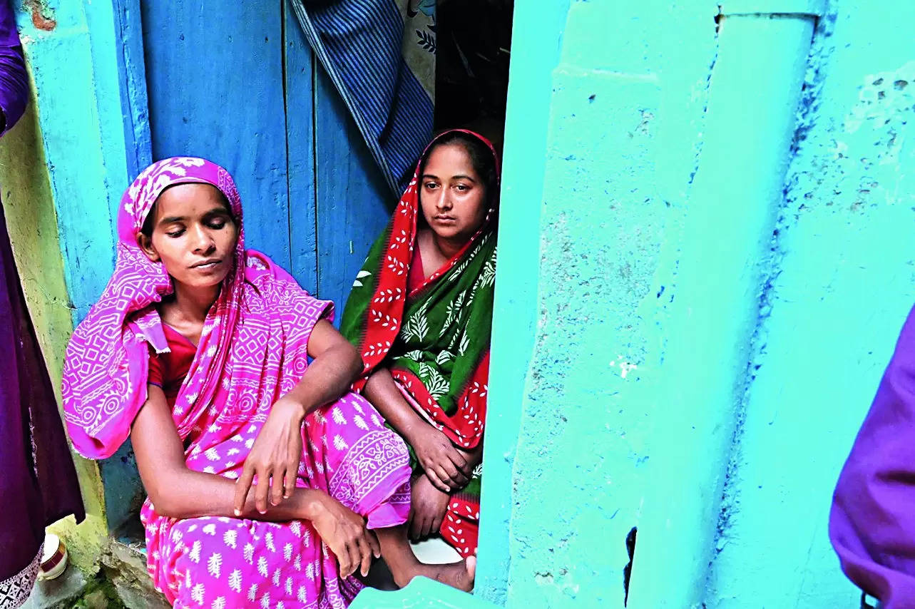 How migrants from a Bengal fishing village became car washers, cooks, dog walkers here