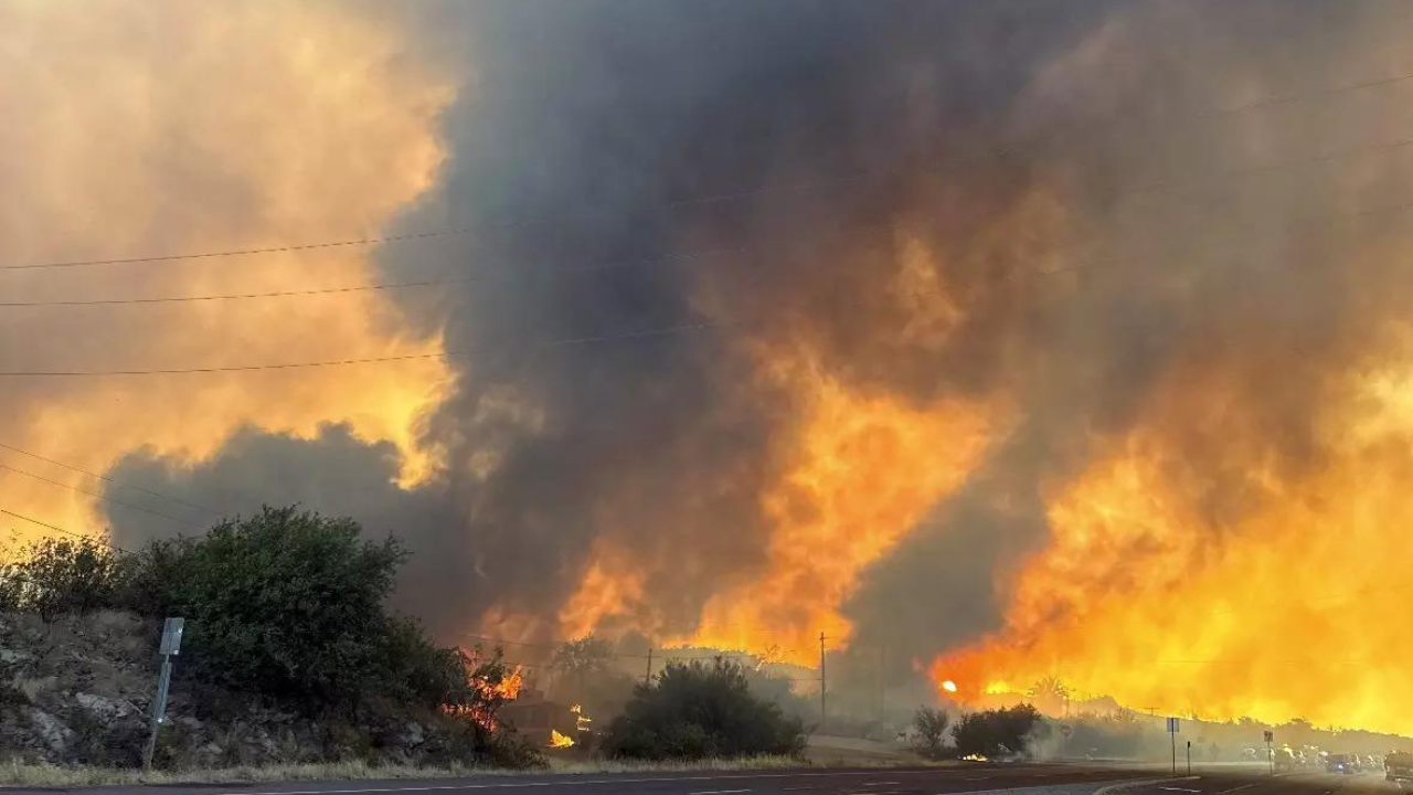 Wildfire north of Los Angeles spreads as authorities issue evacuation orders