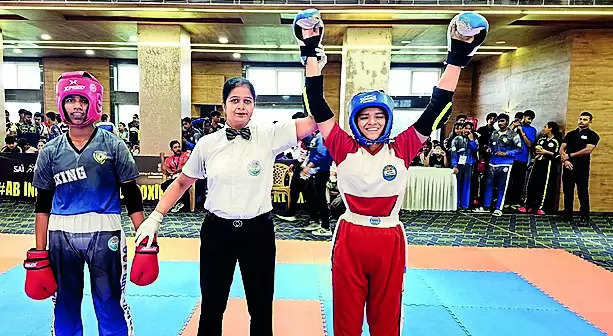 Kickboxer with impaired leg wins gold in national tourney