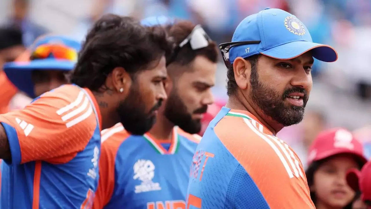 'Lene ke dene pad sakte hain': Harbhajan warns Team India