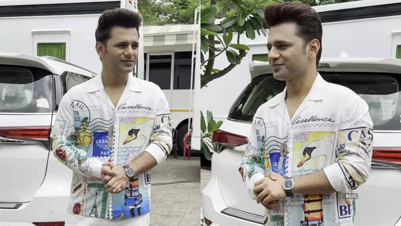 Rahul Vaidya steps out wearing a watch worth Rs 80 lakh for Laughter Chefs shoot; watch