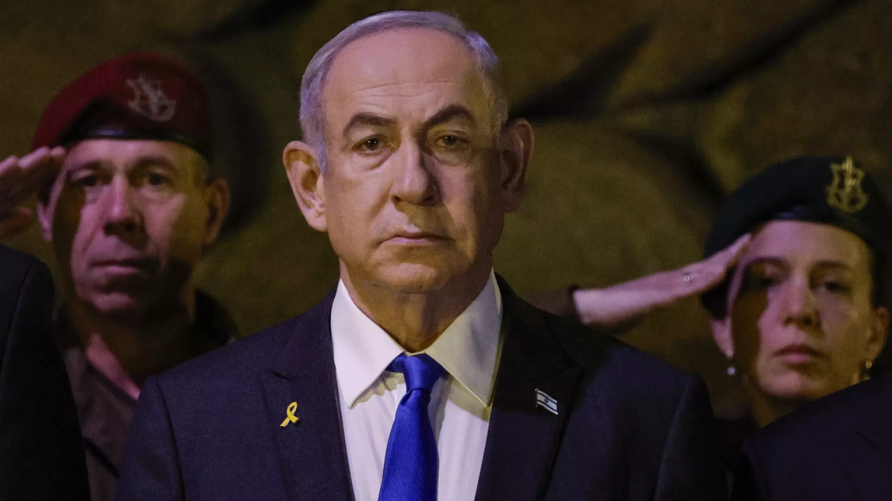 Bibi blames US for withholding weapons, slowing Israel action