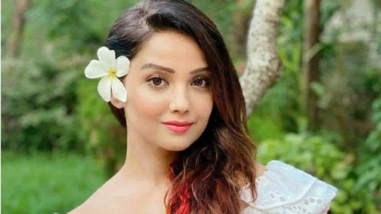 Exclusive - Naagin fame Adaa Khan: Emotionally taxing scenes allow me to draw from my own experiences
