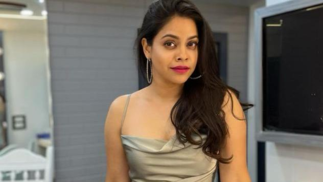 The Kapil Sharma Show's Sumona Chakravati recalls facing issues while seeking loan for her first home, says 'the bank guys were reluctant to give me a loan because I had no fixed monthly salary'
