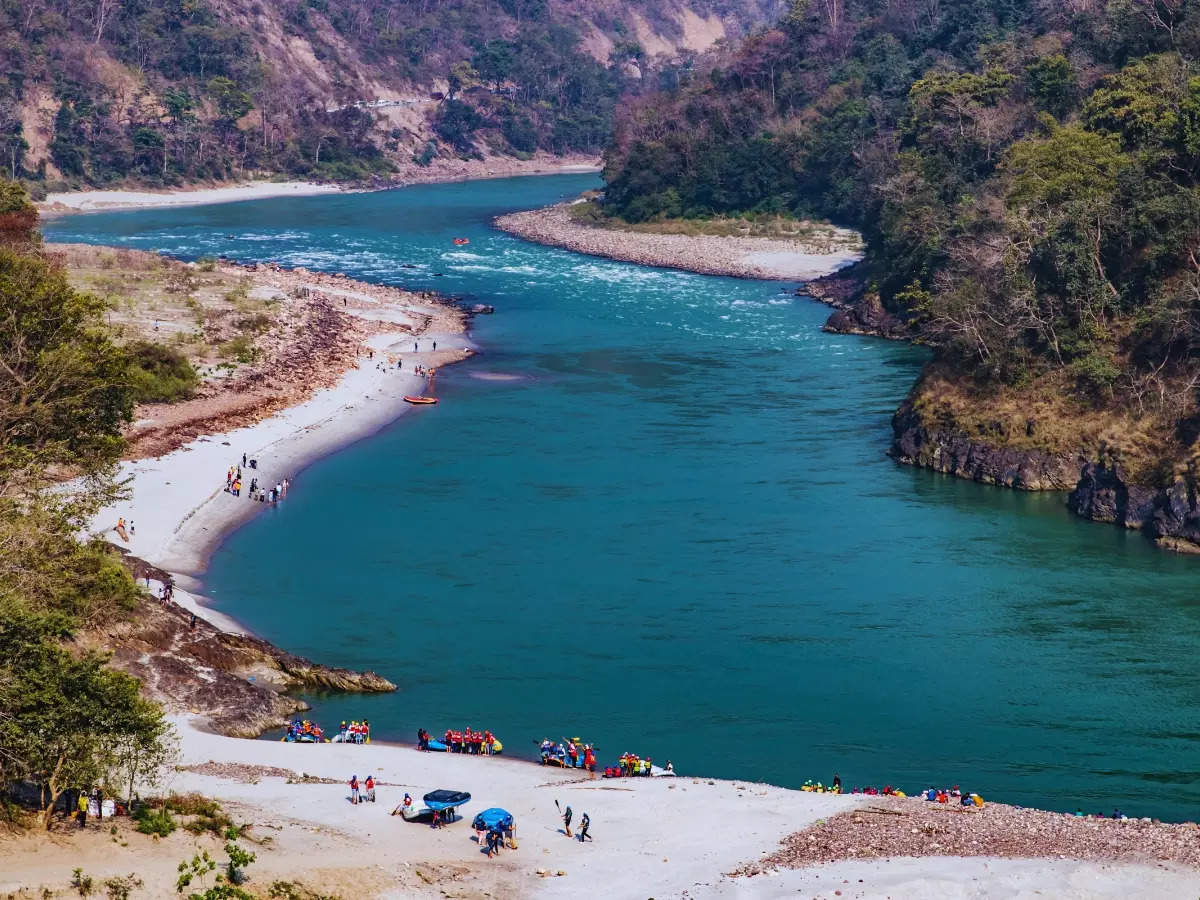 A deep dive into the world of river tourism in India