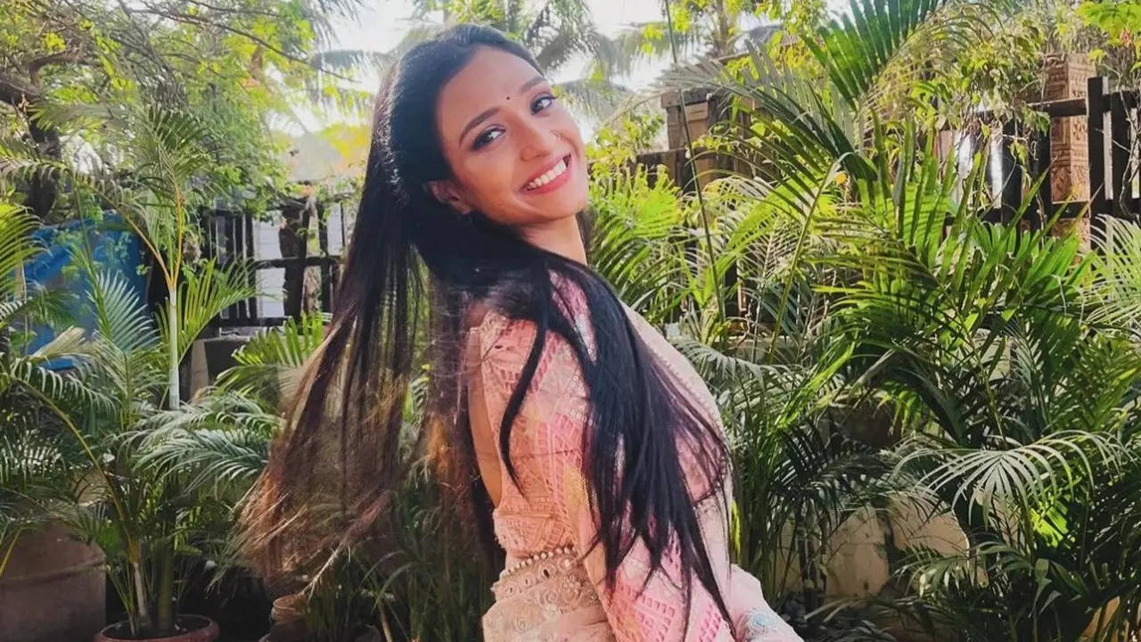 Exclusive - Bhagya Lakshmi's Aishwarya Khare on World Music Day: While getting ready on the sets, I choose songs that would help me bring alive the correct emotions