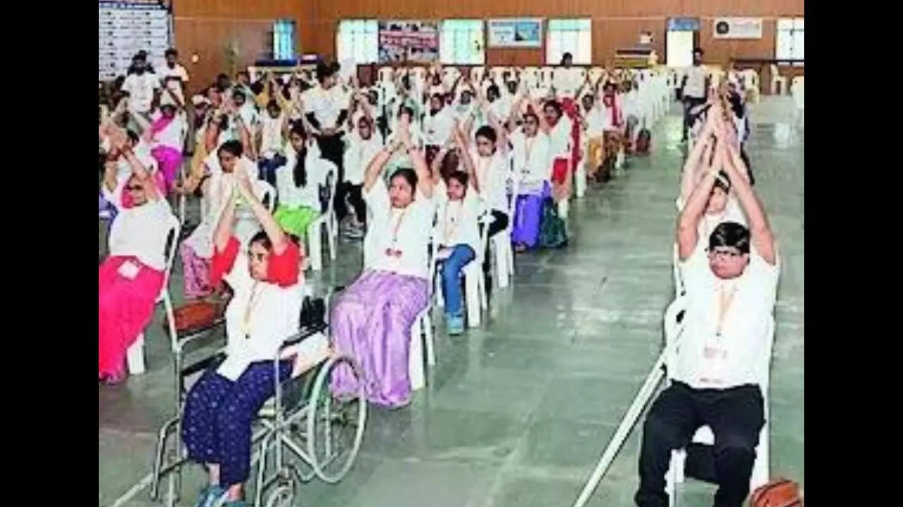 'Special women' enter record book with group yoga in Kanpur