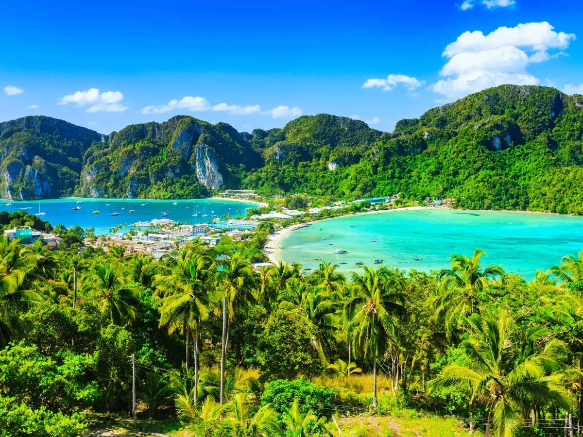 Thailand: 8 exciting road trips to take with your travel buddies