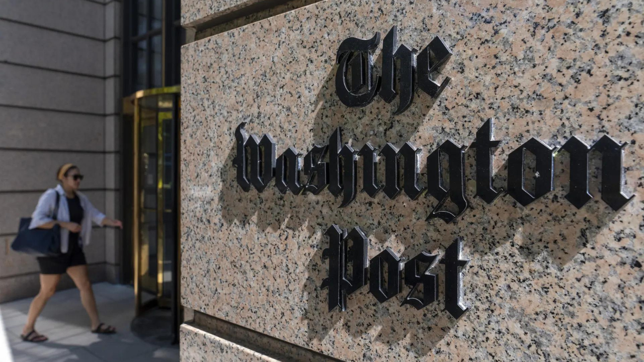 Editor opts out of Washington Post top job over UK phone tap link
