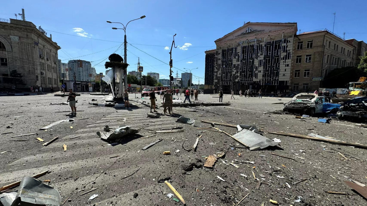 Russian bomb attack kills three, leaves 52 injured in Ukraine's Kharkiv