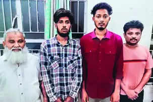 Four held, two prisoners booked for illegal possession of pistol