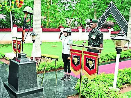 Solo cyclist felicitated at Pangode military station