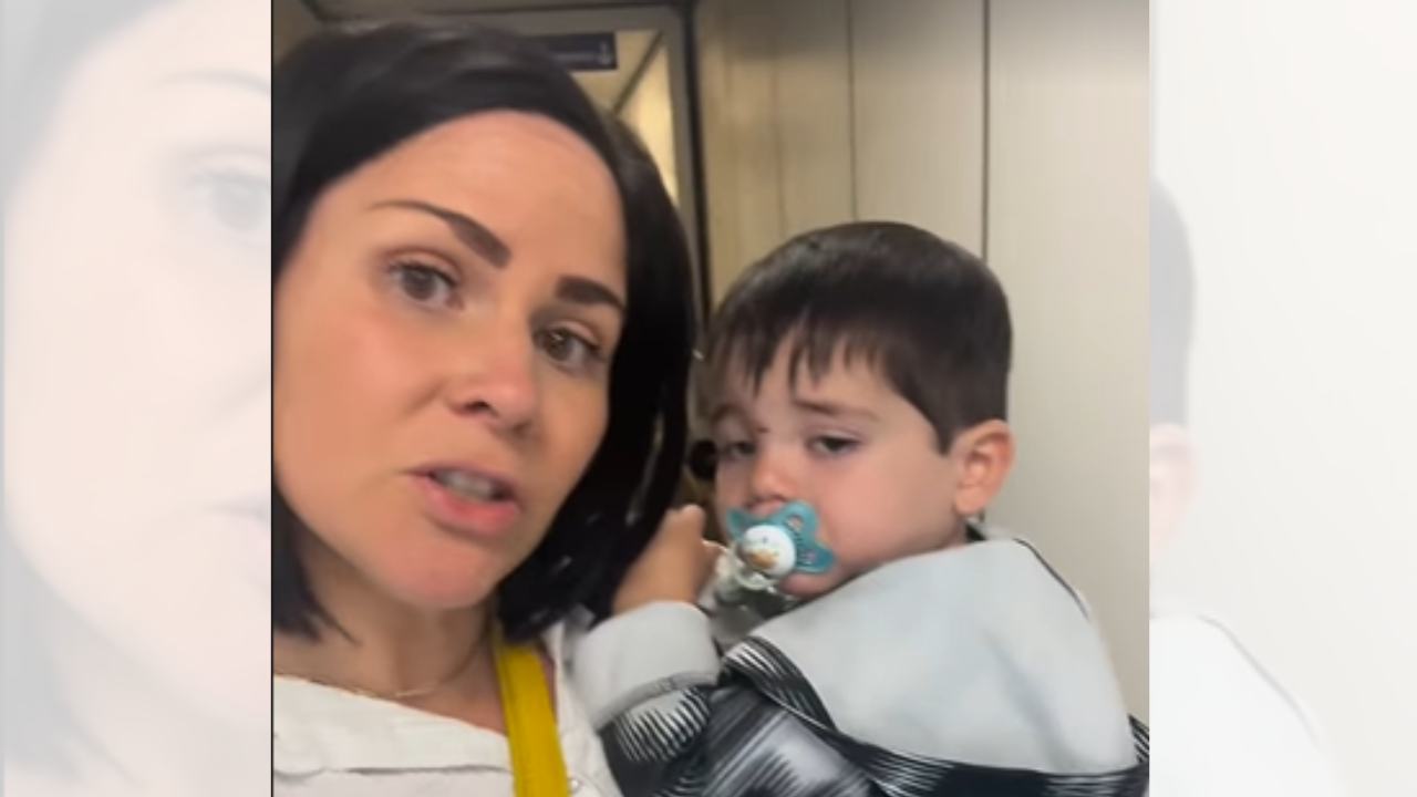 Texas woman with her 16-month-old son denied boarding after misgendering flight attendant