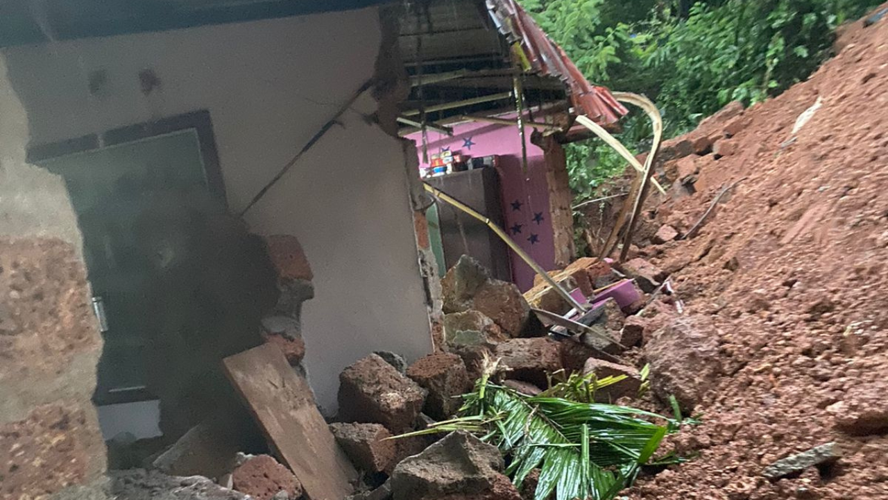 Family narrowly escapes a wall collapse in Puttur