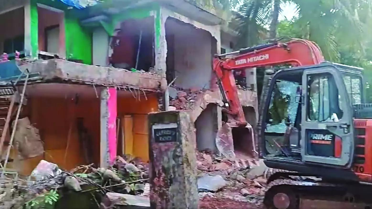Goa DGP sided with intelligence officer's wife, bullied cops, got house razed