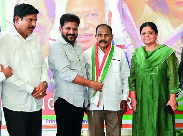 Cabinet berths only for those elected on Congress B-Form: Telangana CM Revanth Reddy