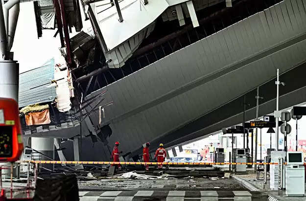 Delhi airport terminal 1 closure leads to cancellation of over 20 flights