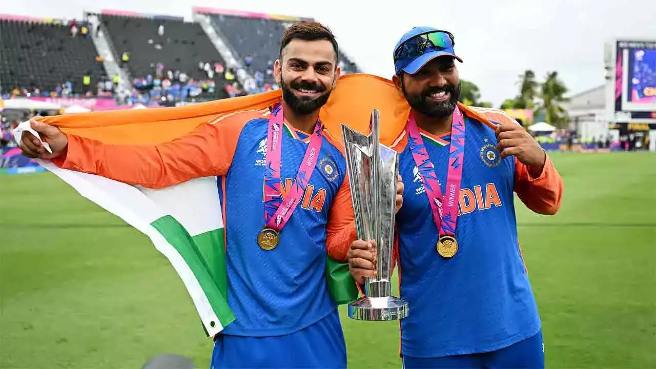 Watch: Virat and Rohit celebrate with India flag