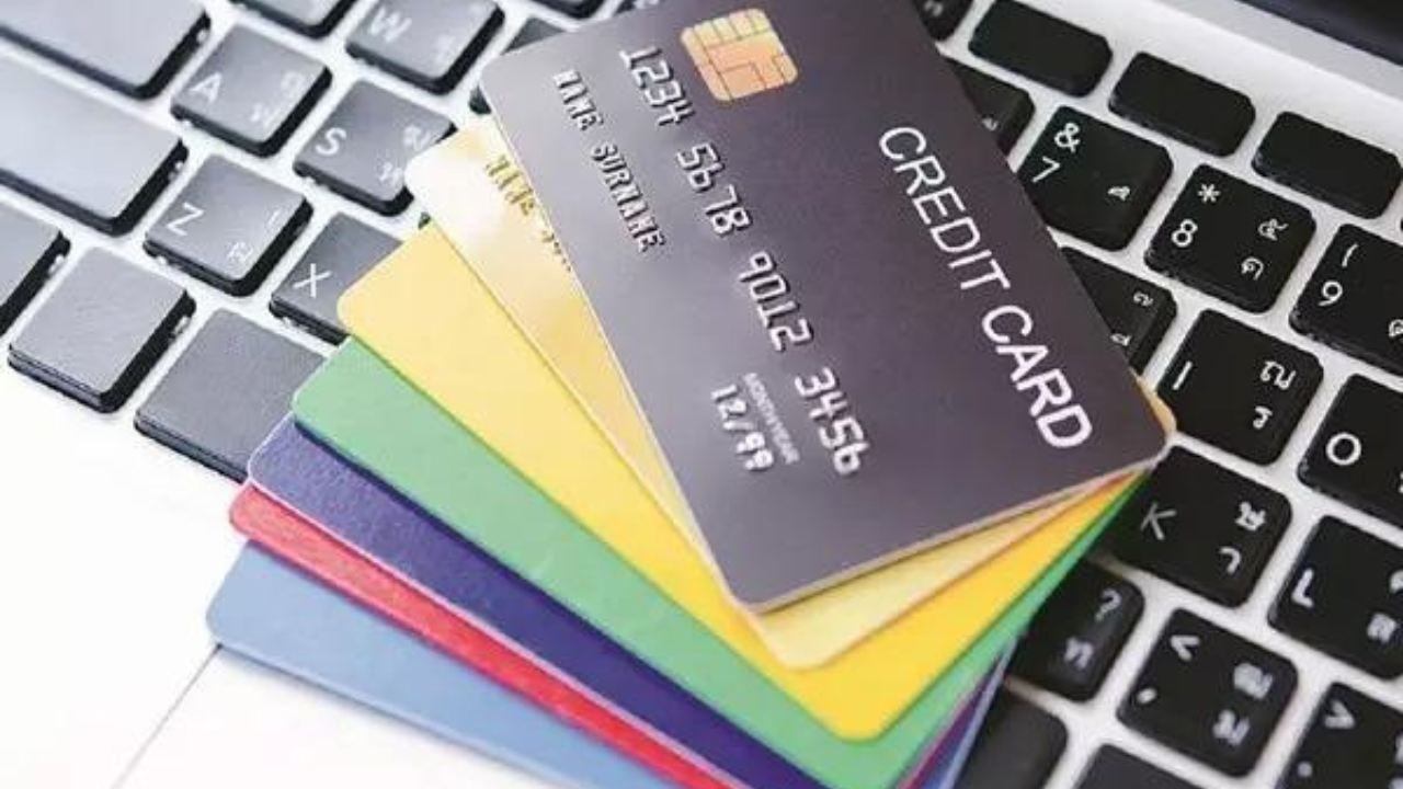 Card dues & gold loans beat bank credit growth of 20%