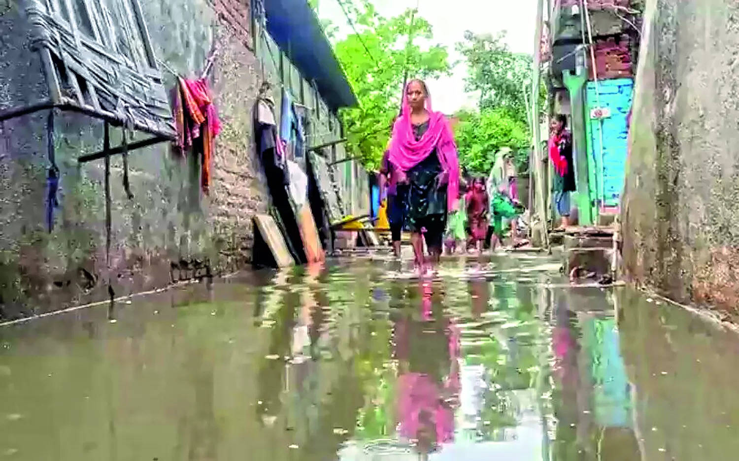 Drainage, rainwater inundate Navayard