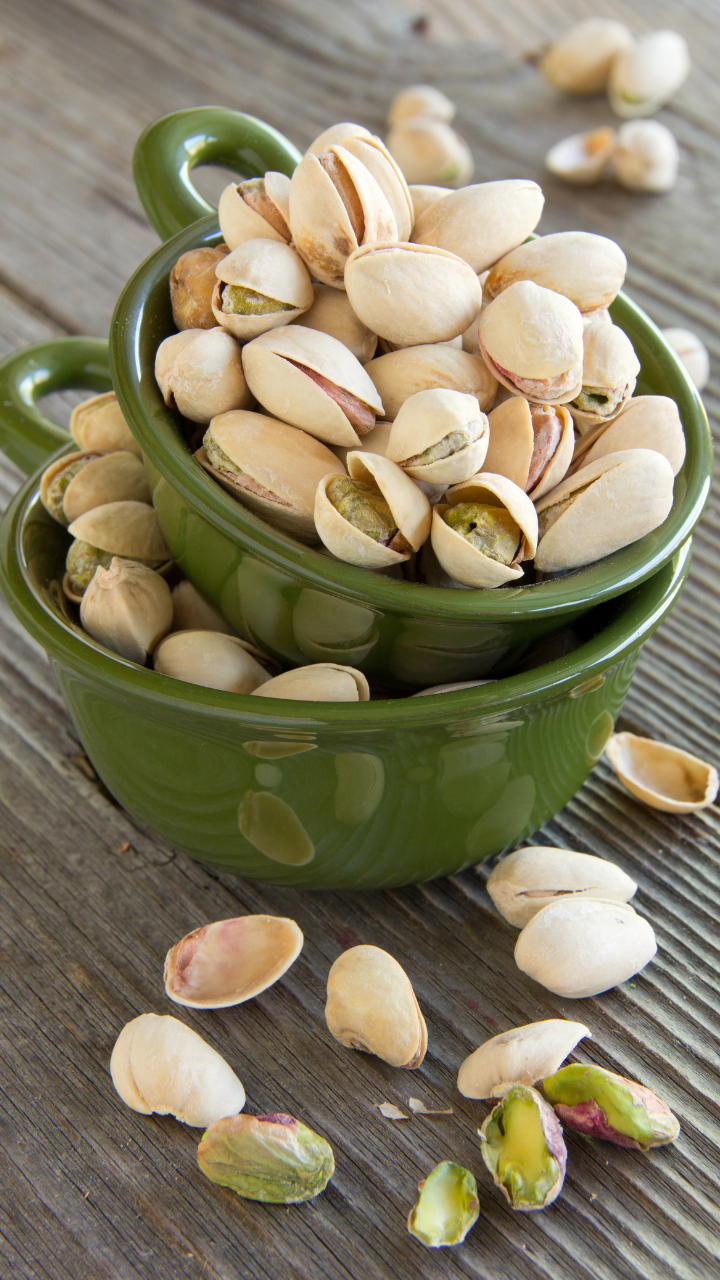 Benefits of eating 12 pistachios everyday
