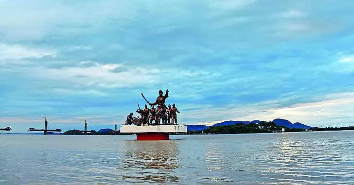 Brahmaputra’s rising waters prompt safety alerts for Guwahati residents