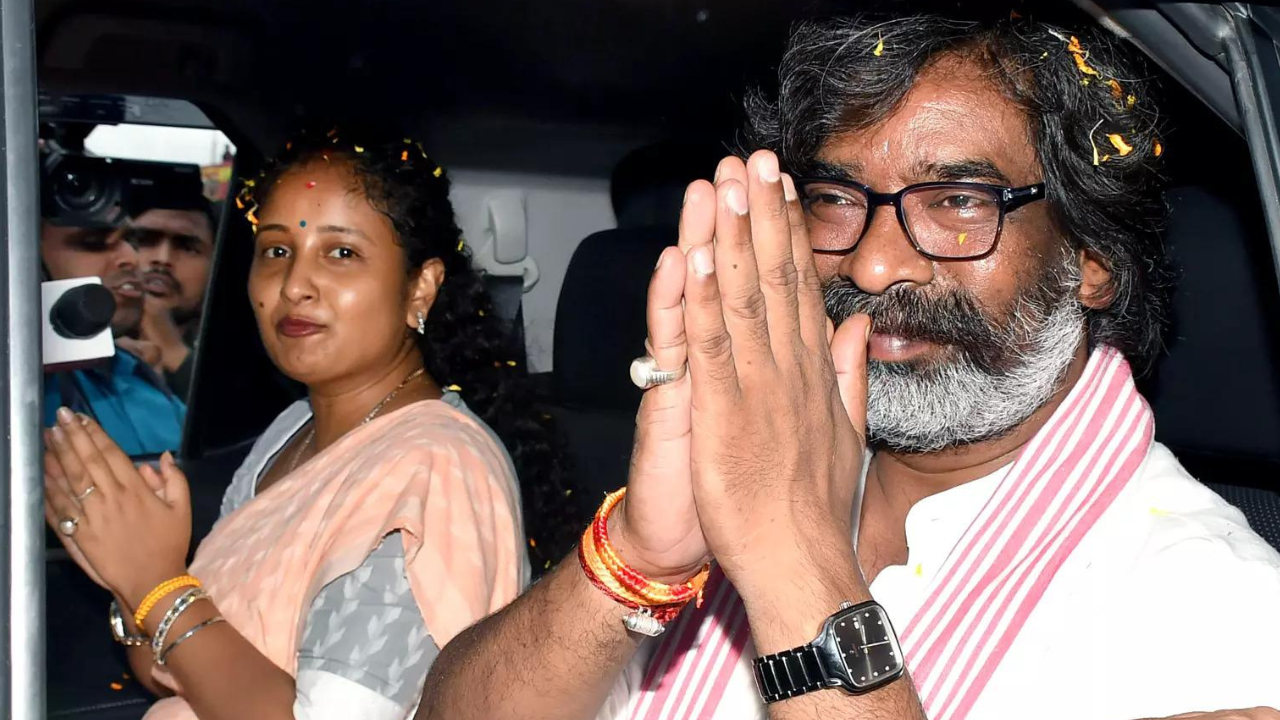 With her CM hopes dashed, will Kalpana join husband Soren&rsquo;s cabinet?