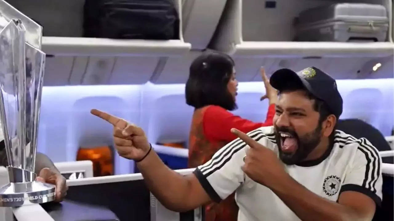 Watch: What India did during 16-hour-long flight journey