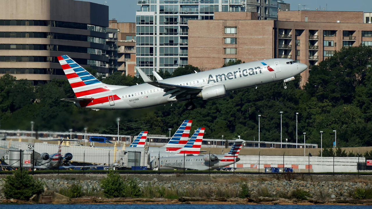 American Airlines flight makes emergency landing after passenger urinated, exposed himself