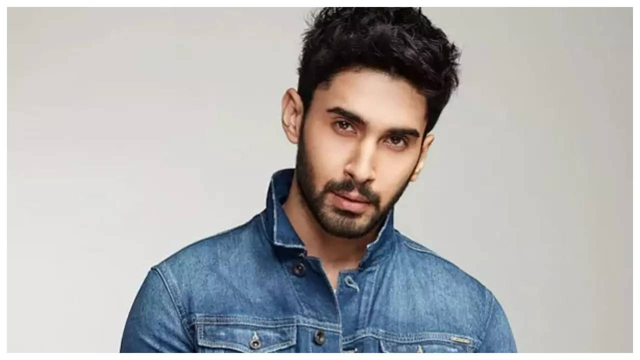 'Kill' star Lakshya Lalwani spills the beans on 'Dostana 2' being shelved; recalls his first meeting with Karan Johar | Filmymeet