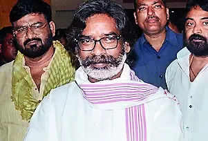 Hemant cabinet likely to induct new faces, fill 12th minister berth