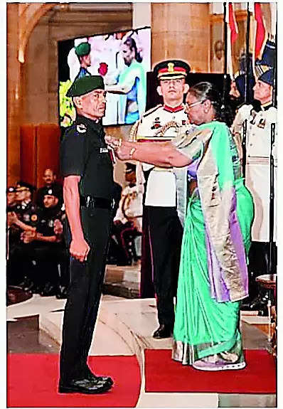 Shaurya Chakra awarded to army man from Panchmahal