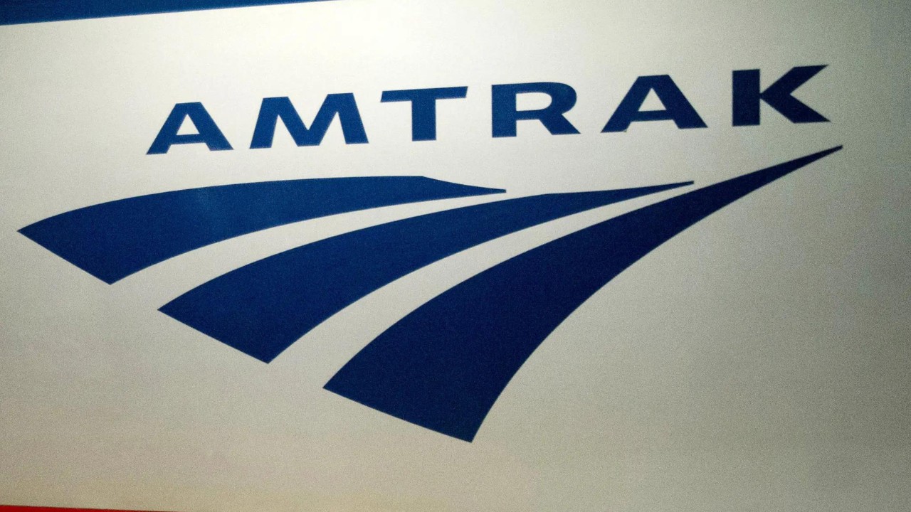 Amtrak service between New York City and Boston restored after lightning causes malfunction