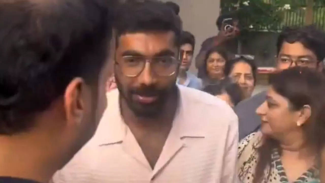 Watch: Bumrah mobbed by fans, welcomed with...
