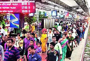 Buses, trains packed as all routes lead to Puri