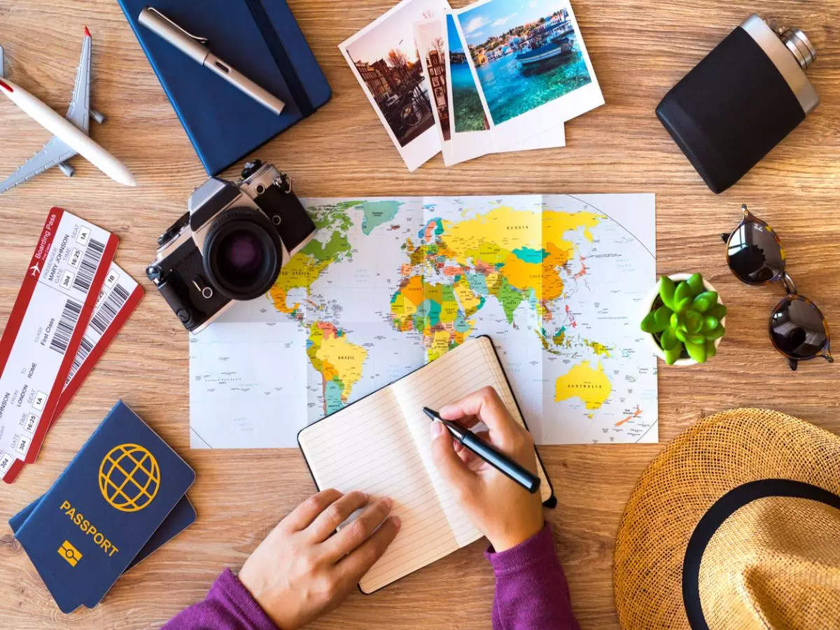 5 easy tips to save money for your upcoming trip