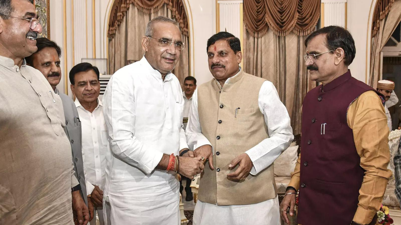 MP cabinet: BJP leader takes oath twice after misreading words