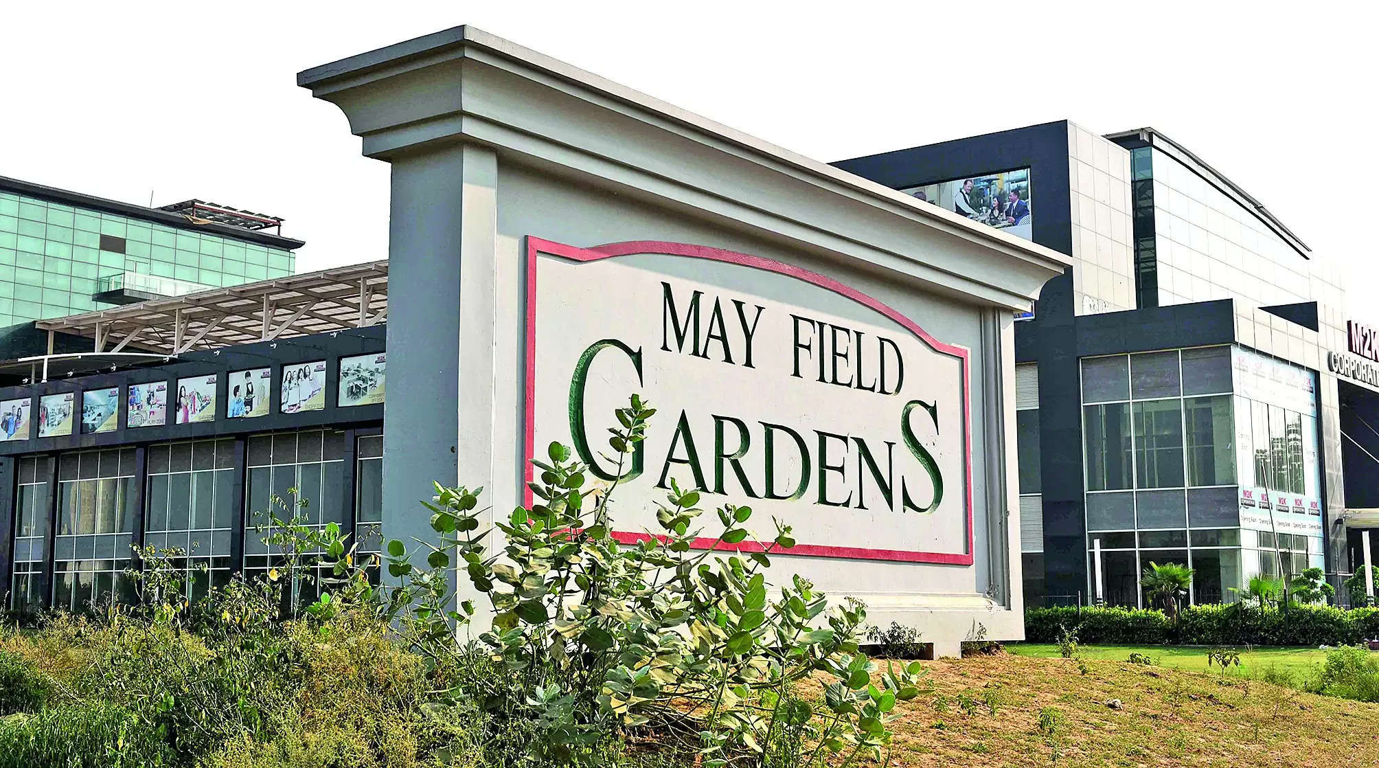 Land row hits handover of Mayfield Gardens to MCG