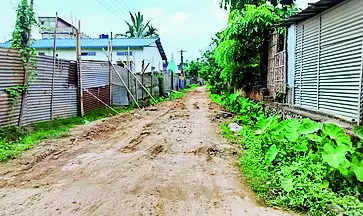 Rain adds to woes of commuters on cratered Guwahati roads